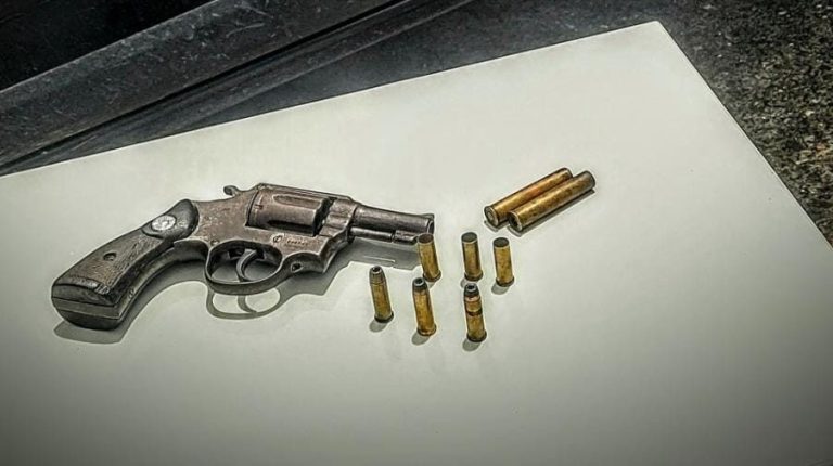 Polícia prende homem que intimidava mãe e filha com revólver em Boquim