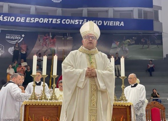 Dom Genivaldo Garcia é ordenado Bispo de Estância