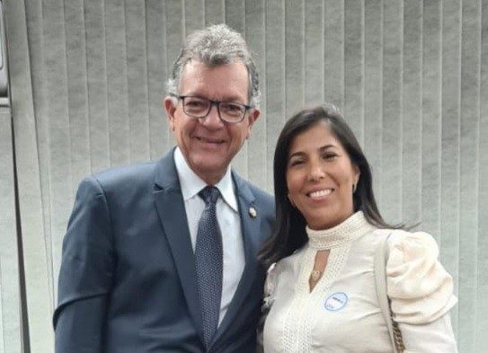 Prefeita Simone firma parcerias para melhorar a vida dos riachãoenses