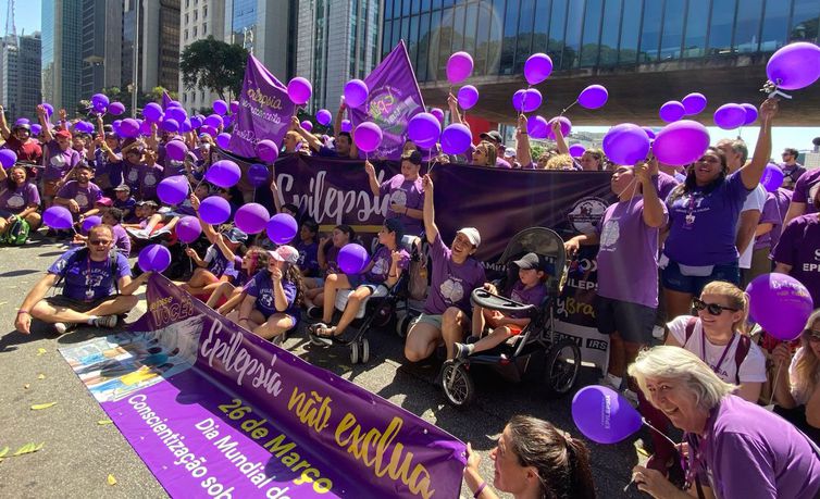 Caminhada lembra Dia Mundial da Conscientização de Epilepsia