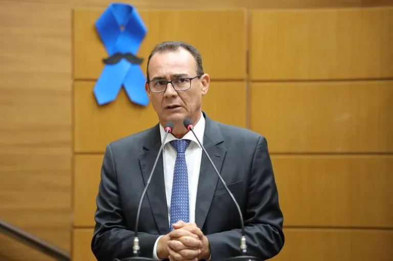 Zezinho Sobral é exonerado do cargo de secretário de Educação de SE