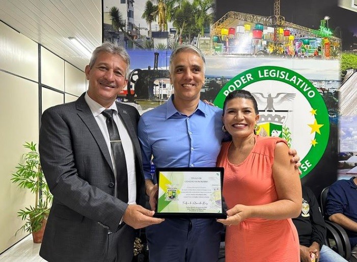 Deputado federal Fábio Reis recebe o título de cidadão tobiense