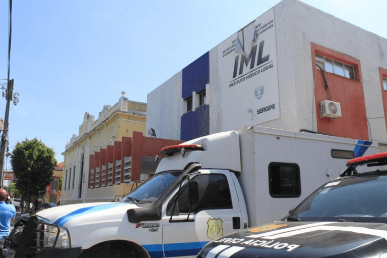 Pai mata a filha e depois tira a própria vida em Simão Dias