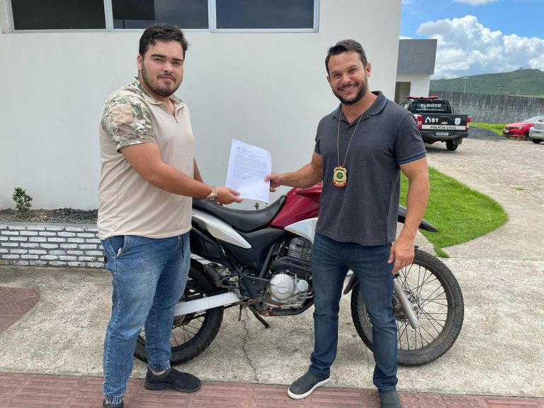 Delegacia de Simão Dias restitui 16 motocicletas aos proprietários