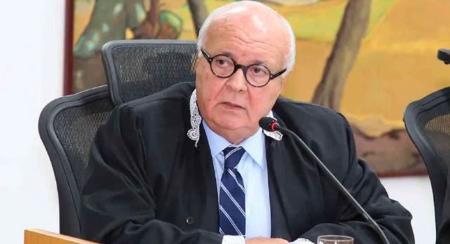Conselheiro Carlos Pinna, do Tribunal de Contas de Sergipe, morre aos 74 anos