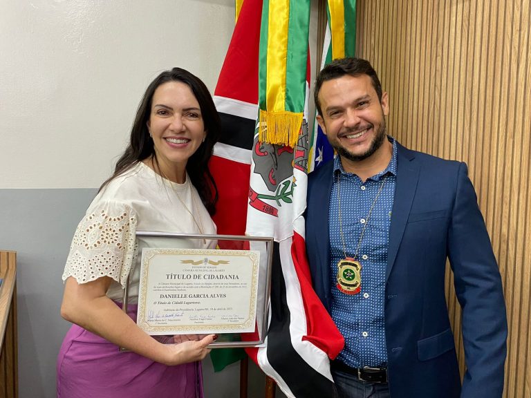 Delegado Clever Farias prestigia Danielle Garcia na Câmara de Lagarto