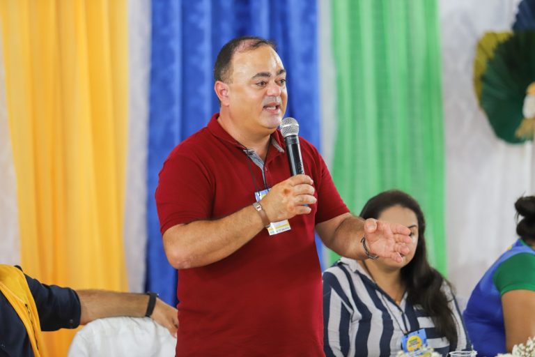 Mais uma vez, Prefeitura de Simão Dias antecipa o salário dos servidores