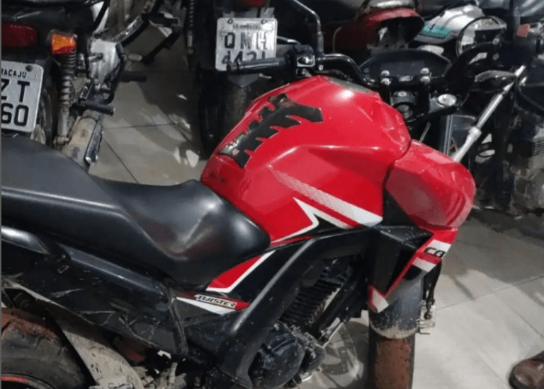 Moto roubada em Riachão do Dantas é recuperada na zona rural de Lagarto