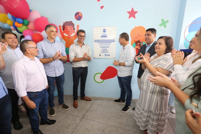 Fábio Reis comemora ampliação da ala pediátrica do HUSE