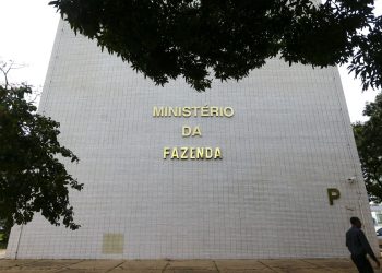 Ministério da Fazenda nega criação de imposto para pequenas compras online
