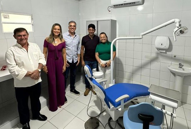 Fábio Reis entrega equipamentos em UBS na zona rural de Salgado