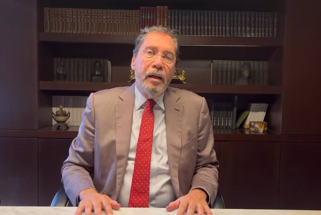 Presidente da Academia Brasileira de Letras faz homenagem a Laudelino Freire