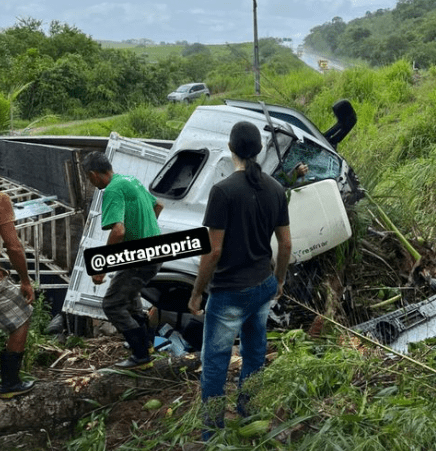 Acidente: Caminhoneiro de Lagarto morre em Cedro de São João