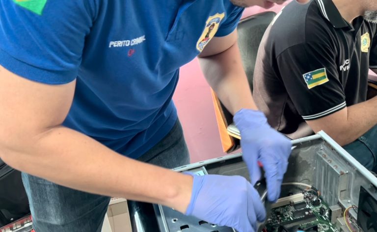 Polícia deflagra operação para apurar emissão de notas fiscais fraudulentas