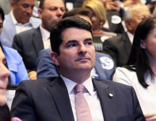 Gustinho Ribeiro assume vice-liderança da maioria na Câmara dos Deputados