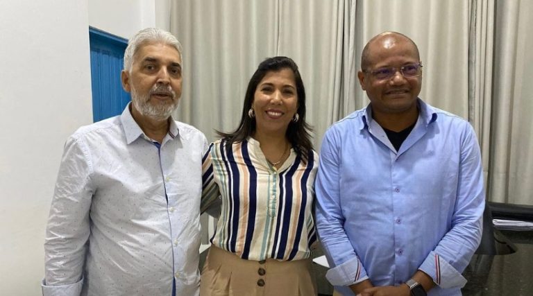 Prefeita Simone assina acordo com a Secretaria de Estado do Meio Ambiente