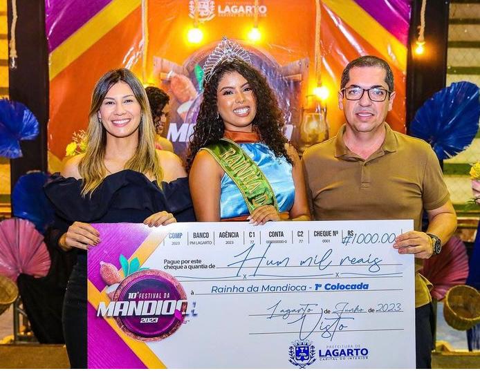 Kavhilley Rodrigues é eleita Rainha do Festival da Mandioca 2023