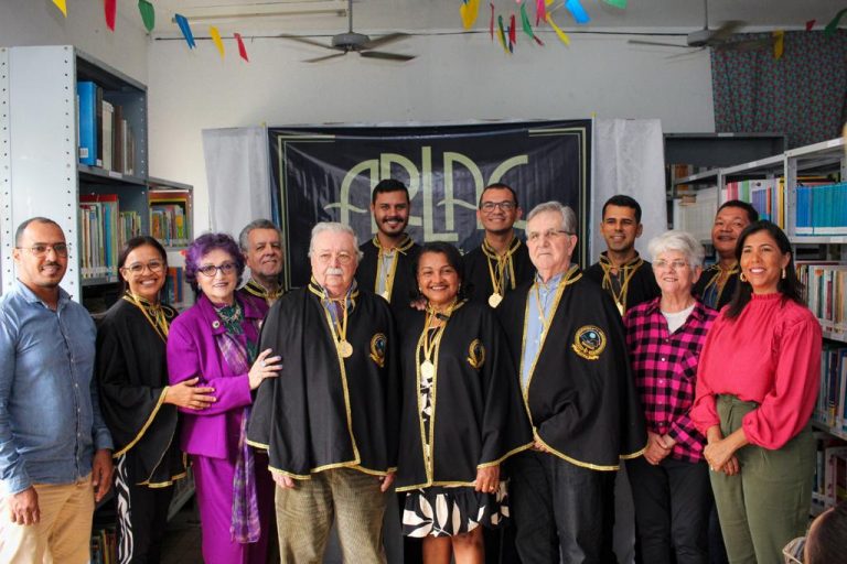 Academia de Letras de Riachão do Dantas recebe dois novos membros