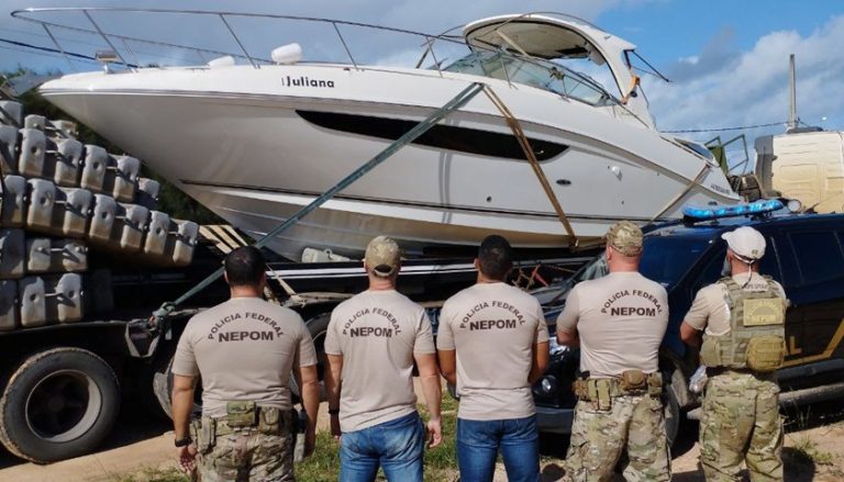 Lancha apreendida será utilizada pela Polícia Federal em Sergipe