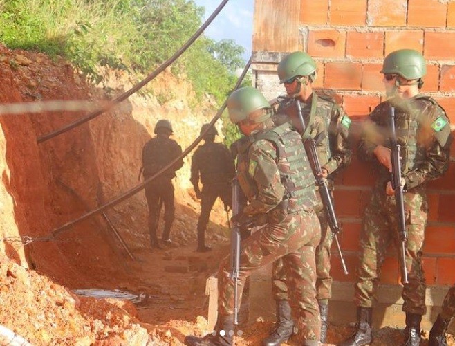 28ºBC realiza exercício militar na cidade de Lagarto