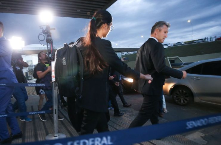 Brasília (DF) 15/06/2023 Polícias Federais e legislativos deixam o prédio, Anexo I, do Senado Federal onde fica o gabinete do Senador Marcos do Val após retirar documentos. Foto Lula Marques/ Agência Brasil.