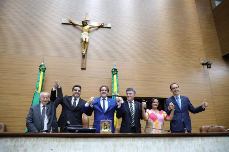 Jeferson Andrade é reeleito presidente da Alese por aclamação