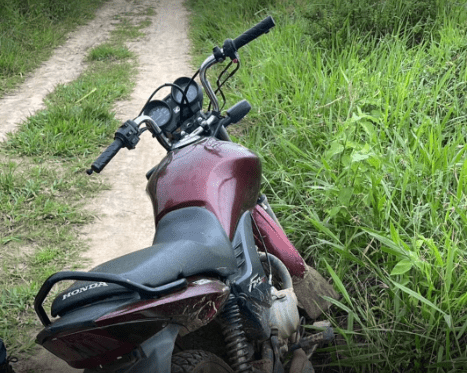 Polícia Militar recupera moto furtada em Simão Dias