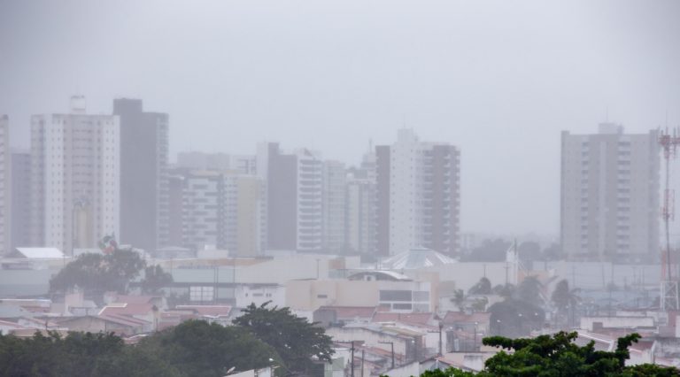 Defesa Civil emite alerta para chuvas moderadas em Sergipe