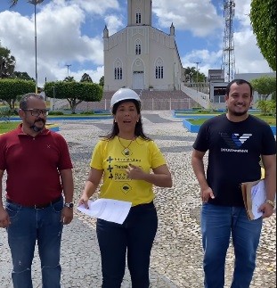 Prefeita Simone anuncia revitalização de espaços públicos de Riachão