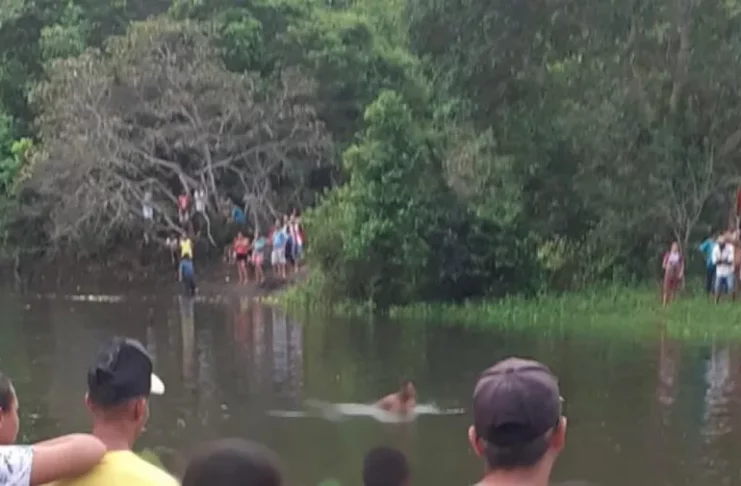 Buscas na lagoa no Povoado São José em Japaratuba (SE) — Foto: Arquivo pessoal
