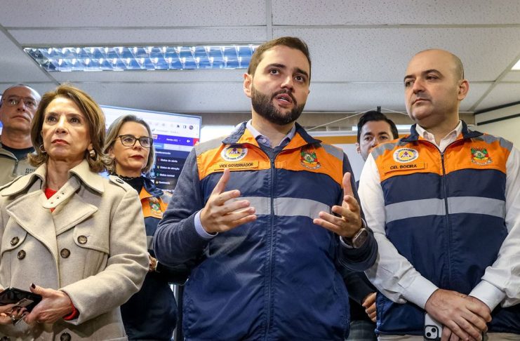 PORTO ALEGRE/RS, 13/07/2023 - Coletiva de imprensa com governador em exercício, Gabriel Souza, sobre a passagem do ciclone extratropical no estado. Fotos: Gustavo Mansur/ Secom