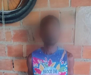 Homem é preso por tráfico de drogas no povoado Brasília