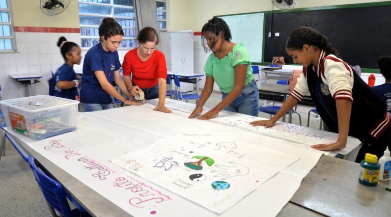 Centro de Referência de Simão Dias oferta 350 vagas em cursos técnicos