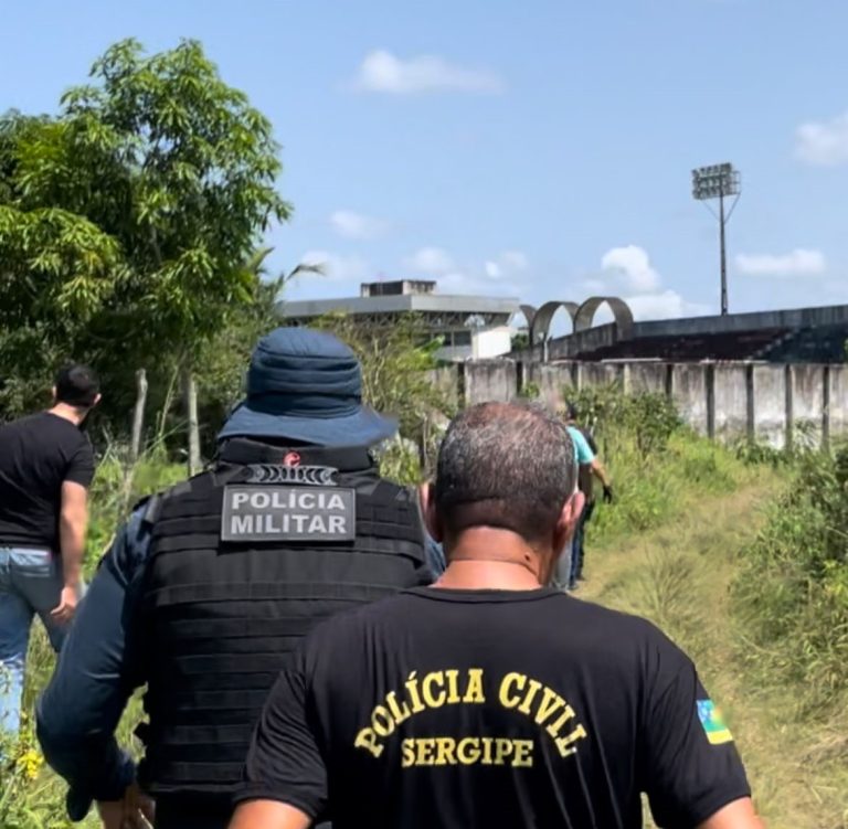 Homem morre após confronto com a polícia dentro de estádio de futebol em SE
