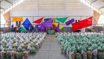 Prefeitura de Lagarto entrega 1 mil de cestas de alimentos