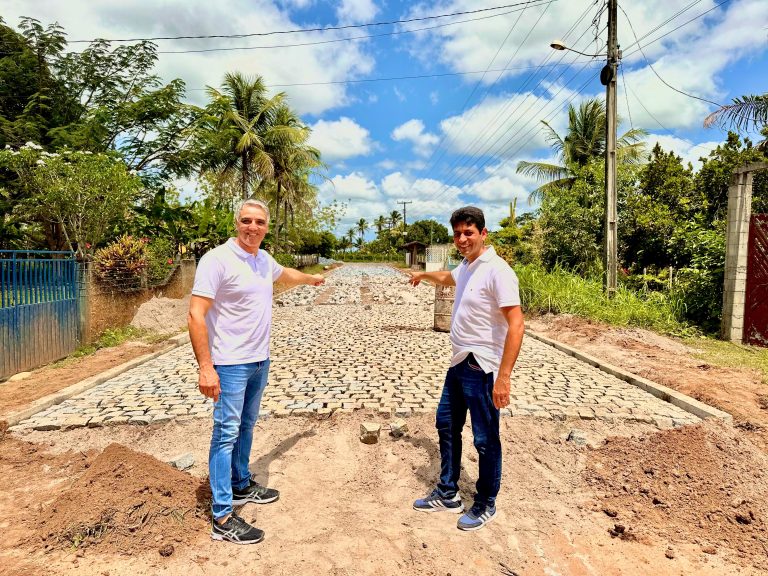 Fábio Reis investe na infraestrutura de municípios sergipanos