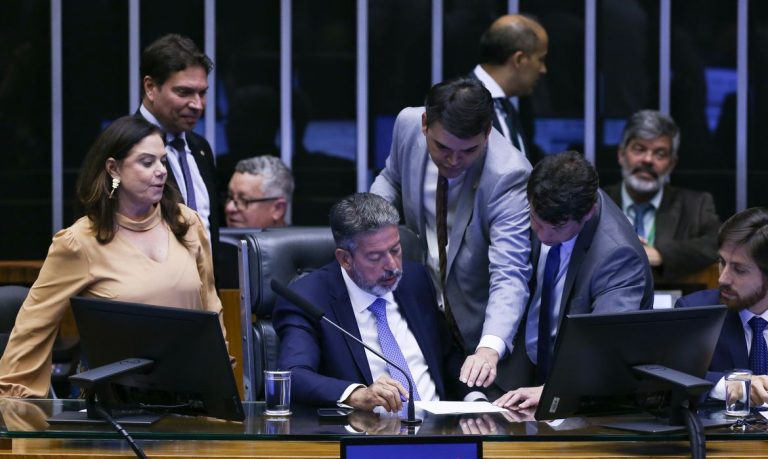 Minirreforma eleitoral: Saiba mais sobre o texto aprovado pela Câmara