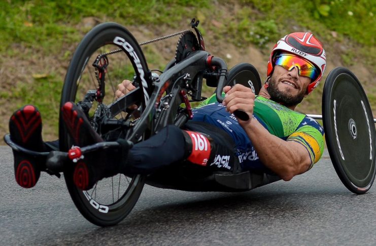 slide_18e09b1238a3f80b41bf87c00e5f2791