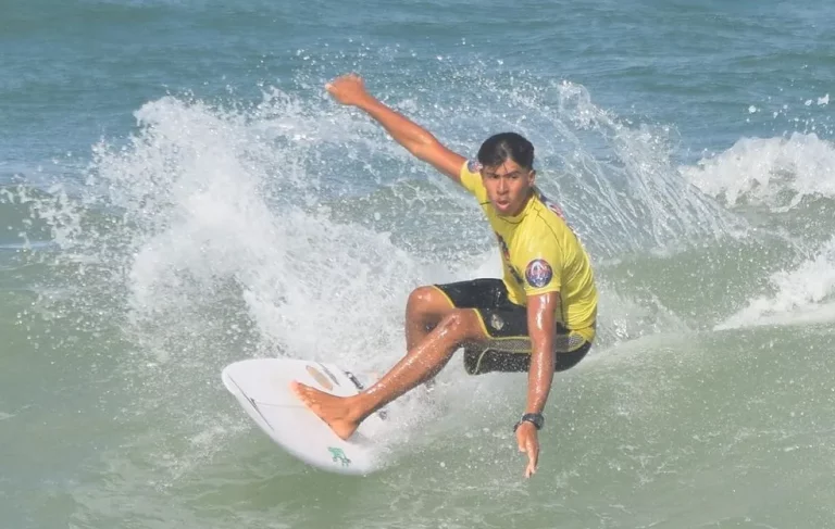 Sergipano vai participar de surf camp, em Portugal