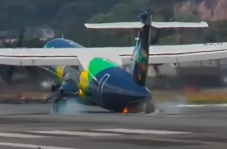 Aeronave da Azul Linhas Aéreas bateu cauda na pista do Aeroporto do Recife durante o pouso — Foto: Reprodução/Papa Charlie Golf