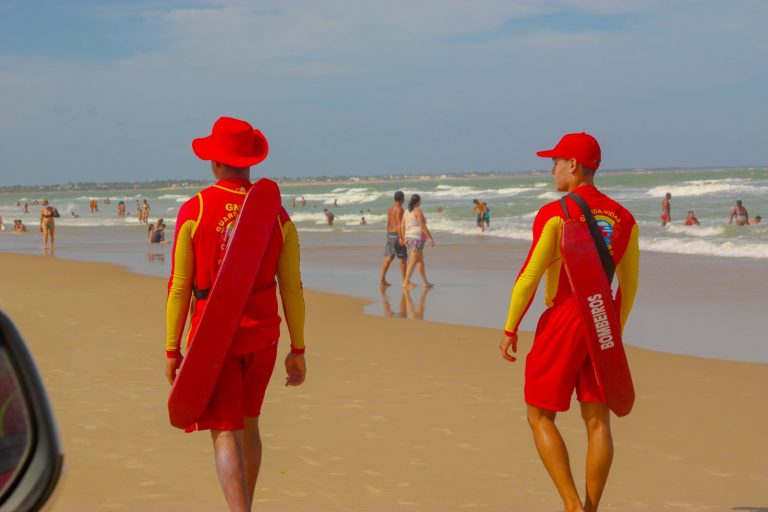 Corpo de Bombeiros já realizou mais de 18 mil prevenções a afogamento em 2023