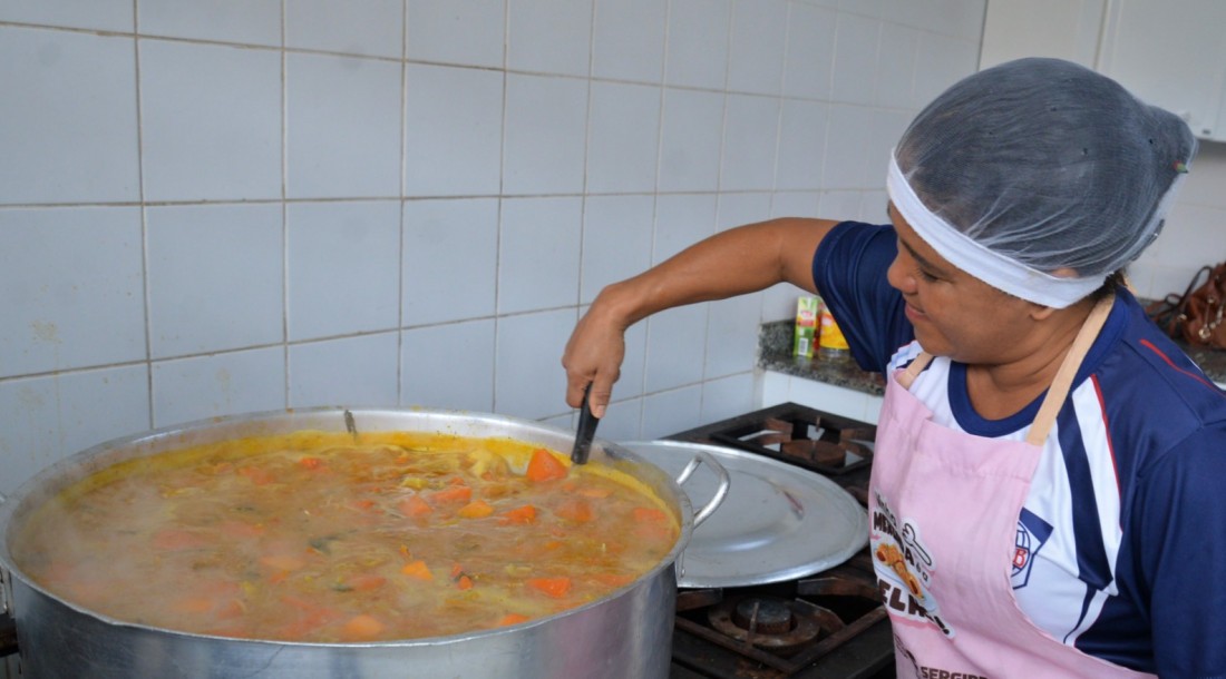 slide_c2e5d8de2a1f7d1e7314df88739efd16