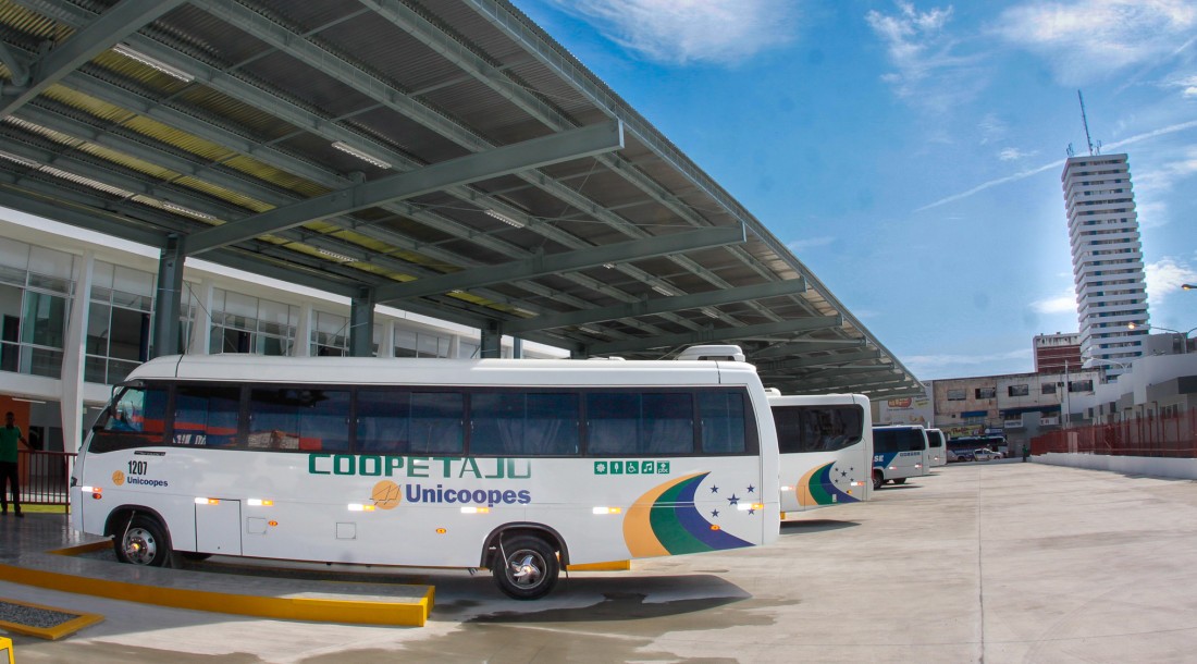 slide_c5a86797468d8e89beeecdb2033aa6aa