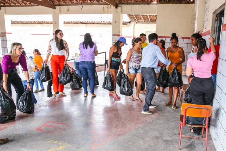 Prefeitura de Lagarto promove entrega de alimentos a 500 famílias