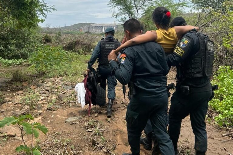 Mulher encontrada em área de vegetação em SE pode ter forjado crime, diz polícia
