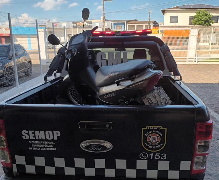 Guarda Municipal apreende moto na rodoviária de Lagarto