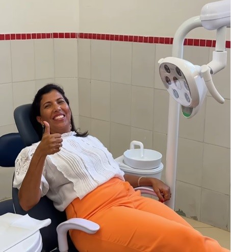 Prefeita Simone entrega sala de odontologia no povoado Carnaíba