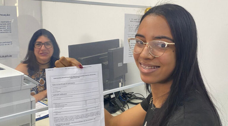 Jovens e adultos sergipanos já podem requerer certificados do Encceja 2023