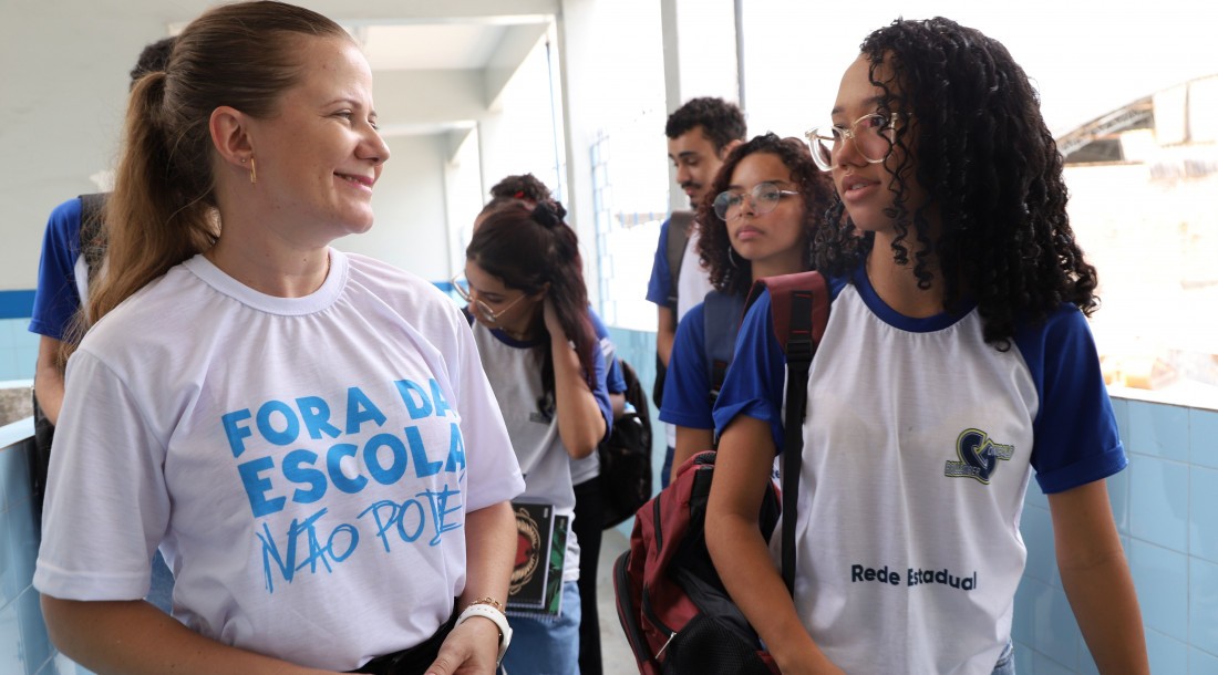 slide_e9bc289d28869615f4fe6f5faae3bf17