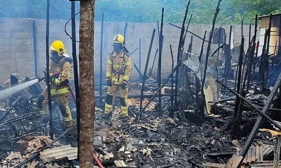 Santa Maria: 12 barracos são consumidos pelas chamas após incêndio (Foto: CBM-SE)